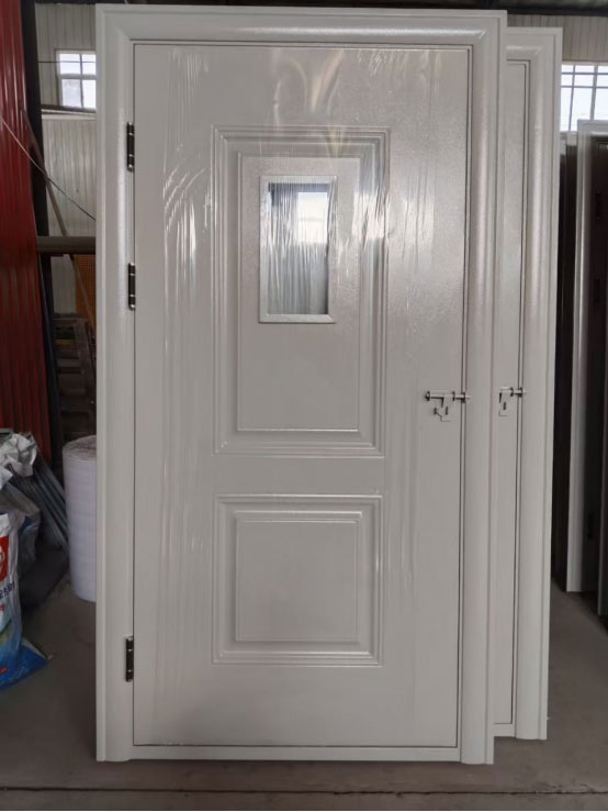 奎屯学校教室门