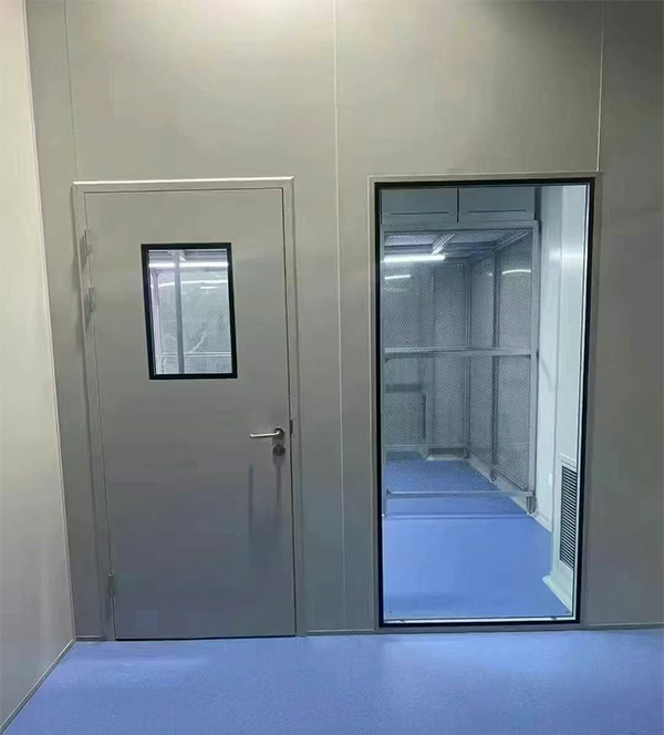 学校教学楼完成奎屯防火门标准化安装